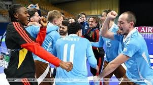 2025年3月3日竞彩足球预测鹿岛鹿角与名古屋鲸八的竞彩预测分析：鹿岛鹿角主场不败，比分2-1或1-1。阿森纳主场全取三分，比分3-1或2-0。多特蒙德反击能力强，勒沃库森攻速快。