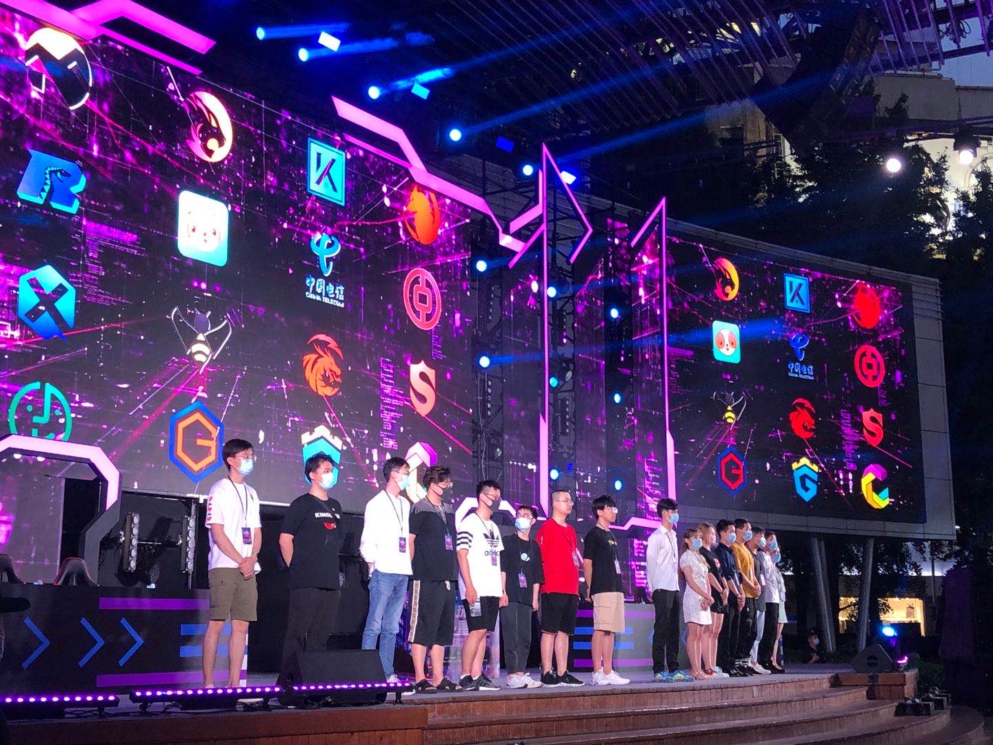 曼对阵布雷 曼对阵布雷