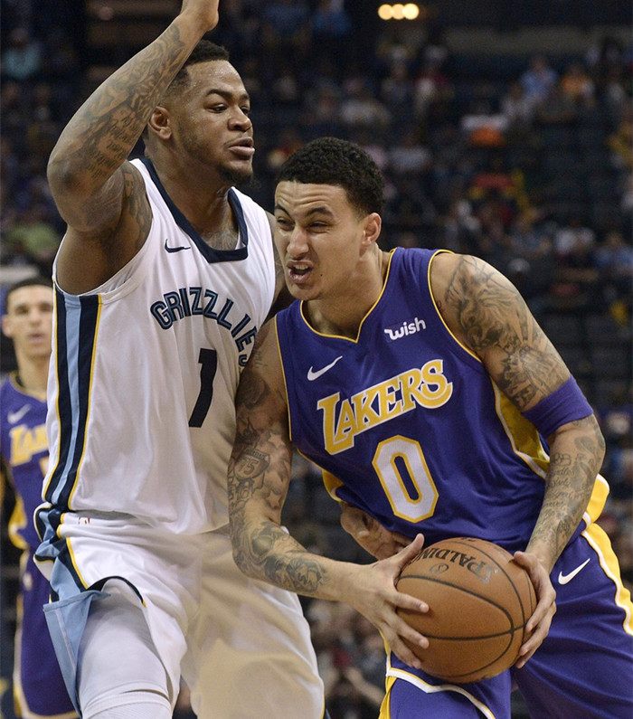 在阿尔维斯 在阿尔维斯